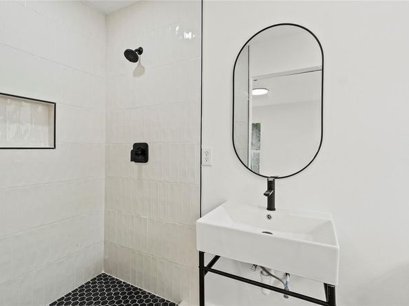 7734  Bruton Road , Dallas Texas 75217