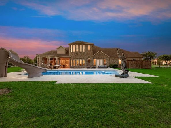 12524  Lake Shore Court N, Fort Worth Texas 76179