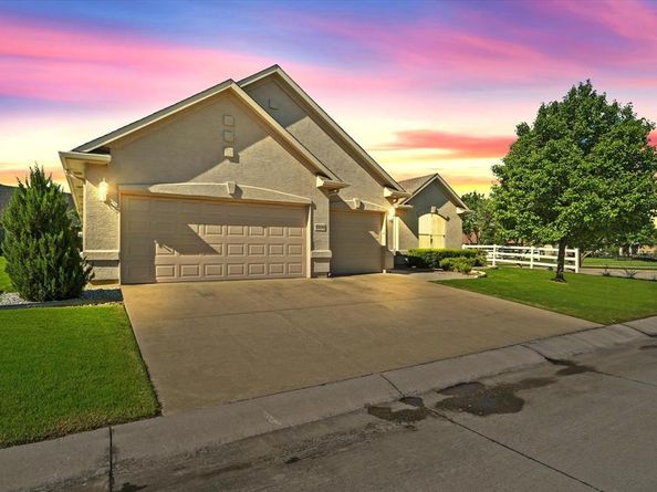 8800  Freeport Drive , Denton Texas 76207