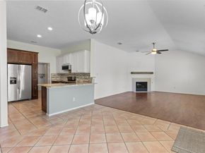 304 E Clover Park Drive , Fort Worth Texas 76140