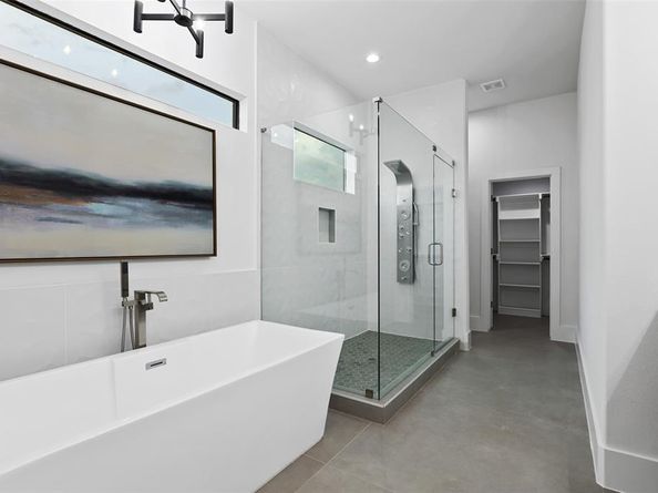 510  Avenue L  , Dallas Texas 75203