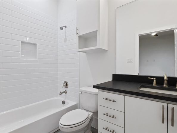 510  Avenue L  , Dallas Texas 75203