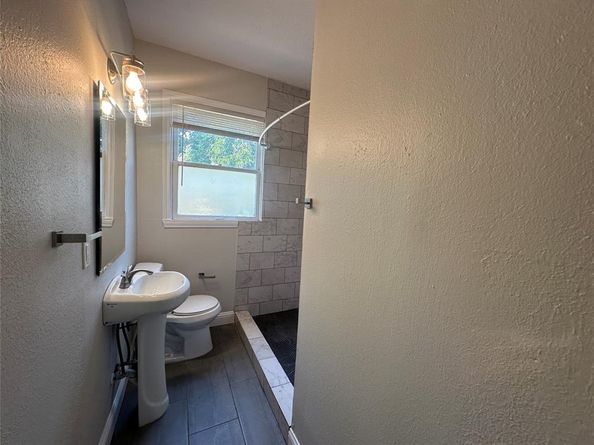 4612  Junius Street , Dallas Texas 75246