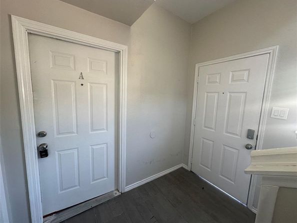 4612  Junius Street , Dallas Texas 75246