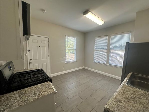 4612  Junius Street , Dallas Texas 75246