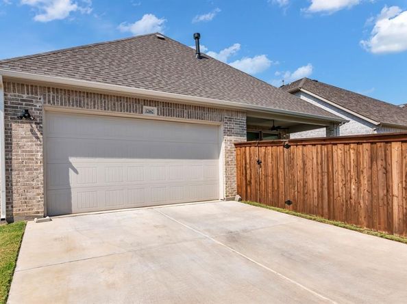 12662  Royal Oaks Lane , Farmers Branch Texas 75234
