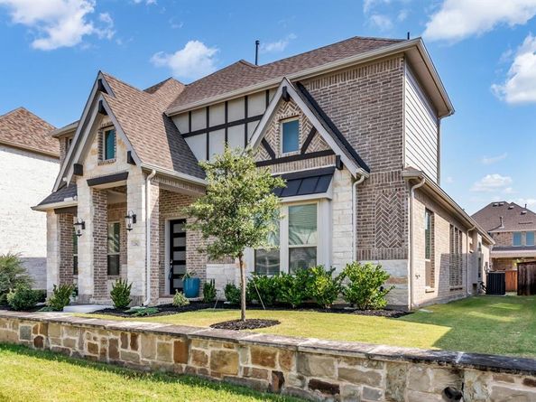 12662  Royal Oaks Lane , Farmers Branch Texas 75234