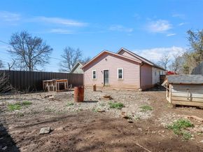1807  Ash Crescent Street , Fort Worth Texas 76104