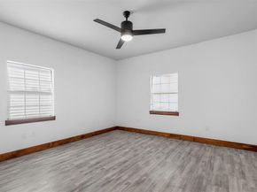 1807  Ash Crescent Street , Fort Worth Texas 76104