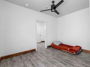 1807  Ash Crescent Street , Fort Worth Texas 76104