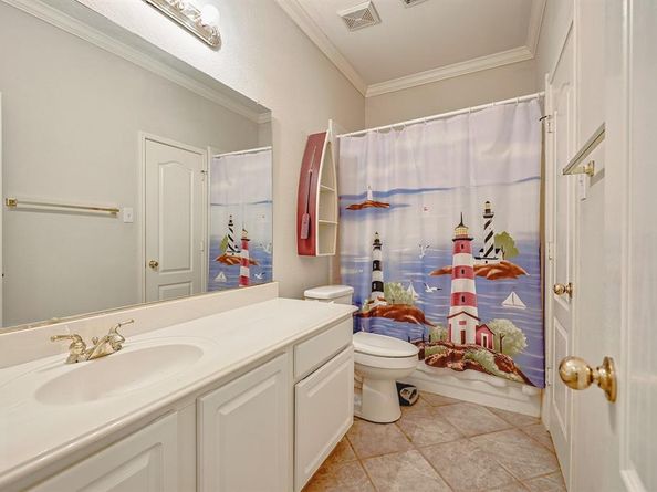 1624  Knoll Ridge Circle , Corinth Texas 76210