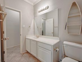 1624  Knoll Ridge Circle , Corinth Texas 76210