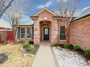 1624  Knoll Ridge Circle , Corinth Texas 76210