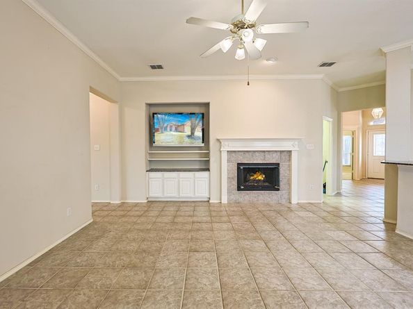1624  Knoll Ridge Circle , Corinth Texas 76210