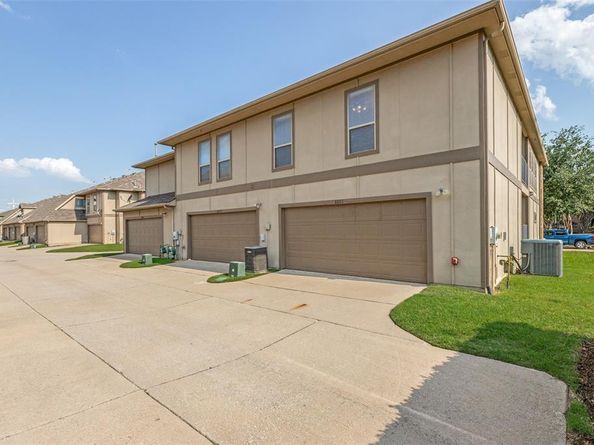 8801  Trolley Trail , McKinney Texas 75070