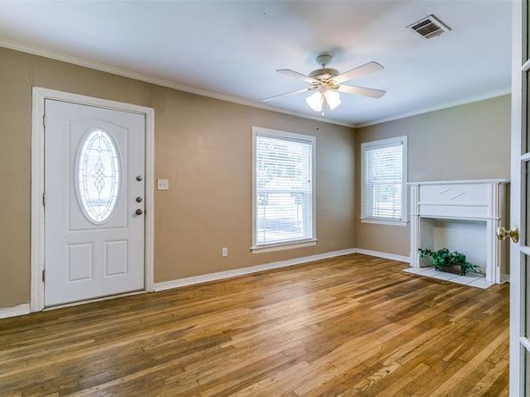 202  North Street , Grand Prairie Texas 75050