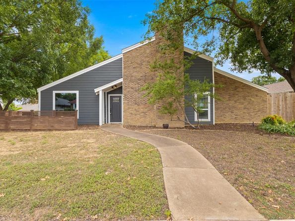 1129  Yorkshire Drive , Carrollton Texas 75007