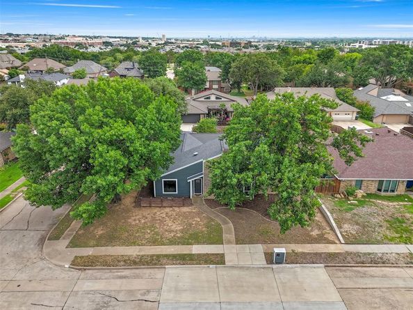 1129  Yorkshire Drive , Carrollton Texas 75007
