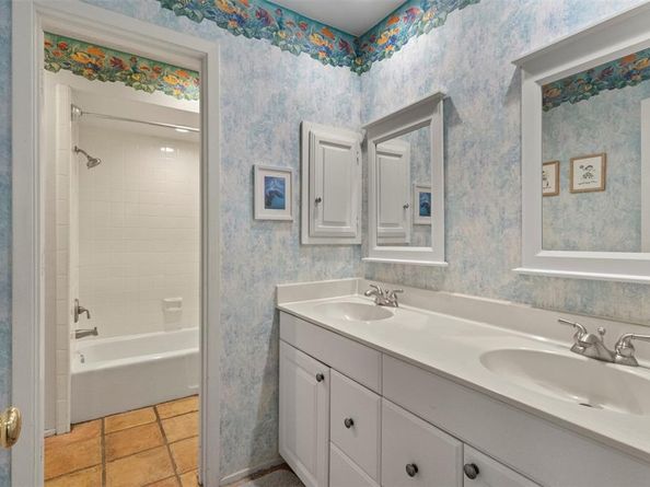 1129  Yorkshire Drive , Carrollton Texas 75007