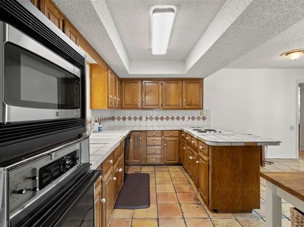 1129  Yorkshire Drive , Carrollton Texas 75007