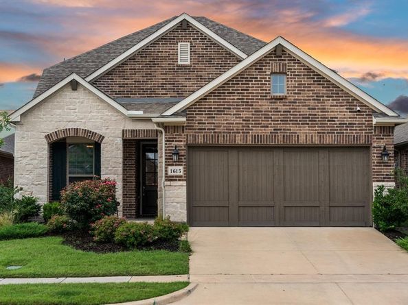 1615  Sweetwater Way , Celina Texas 75009