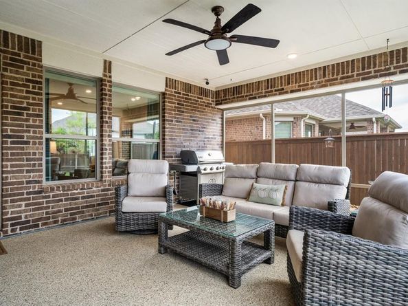 1615  Sweetwater Way , Celina Texas 75009