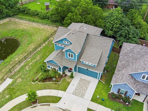 2101  Chebi Lane , Denton Texas 76209