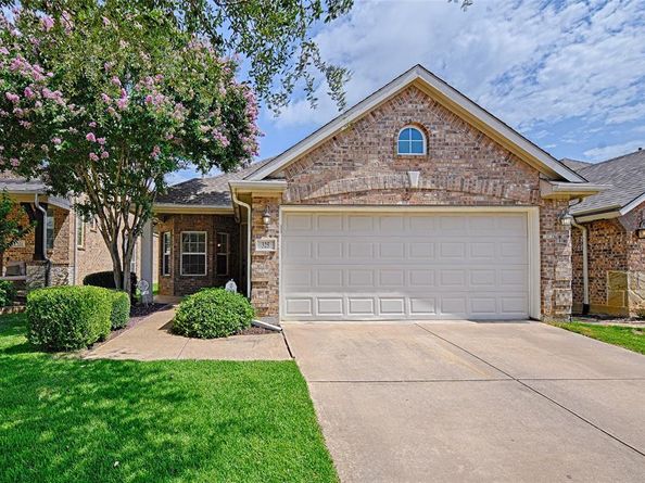 325  Perkins Drive , Argyle Texas 76226