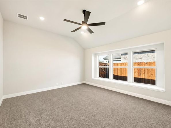 117  Whistling Duck Drive , Balch Springs Texas 75181