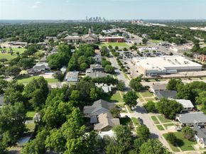 3208  Travis Avenue , Fort Worth Texas 76110