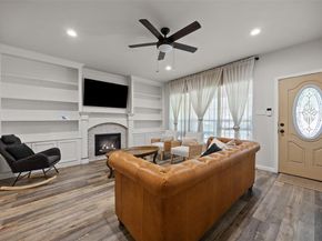3208  Travis Avenue , Fort Worth Texas 76110