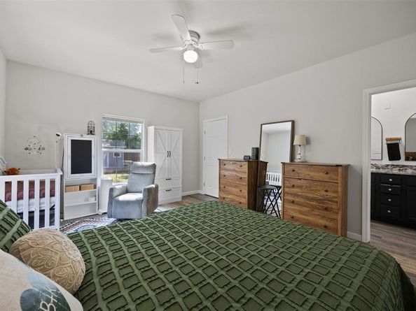 3208  Travis Avenue , Fort Worth Texas 76110