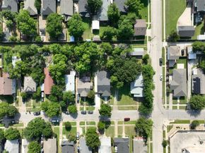 3208  Travis Avenue , Fort Worth Texas 76110