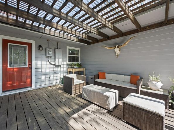 3208  Travis Avenue , Fort Worth Texas 76110