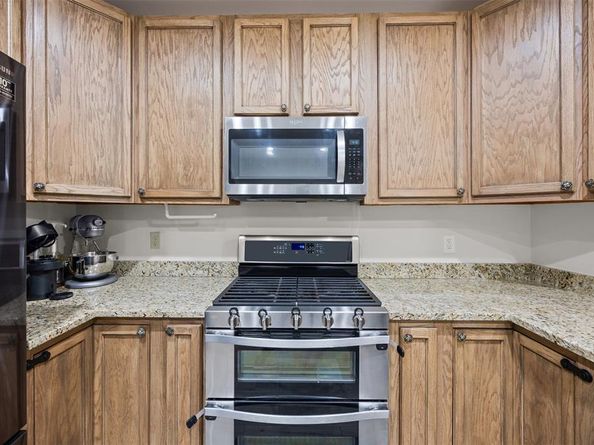 3208  Travis Avenue , Fort Worth Texas 76110