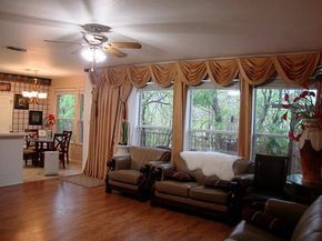 1706  creekway Drive , Garland Texas 75043