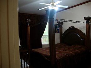 1706  creekway Drive , Garland Texas 75043