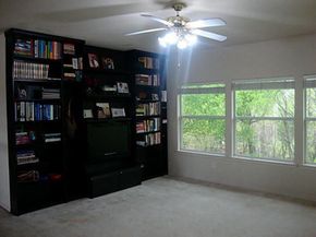 1706  creekway Drive , Garland Texas 75043