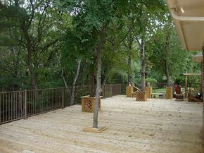 1706  creekway Drive , Garland Texas 75043