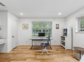 7519  Larchview Drive , Dallas Texas 75254