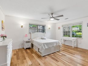 7519  Larchview Drive , Dallas Texas 75254