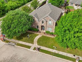 5540  La Bandera Trail , Benbrook Texas 76126