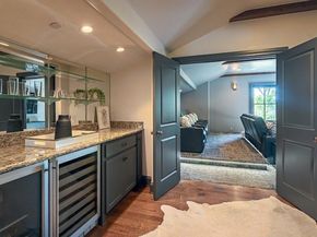 4610  Bluffview Boulevard , Dallas Texas 75209