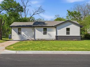 810  Cordell Street , Denton Texas 76201