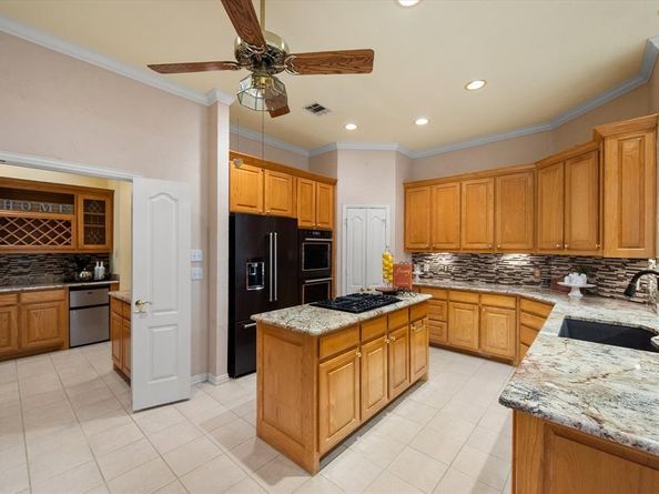 1013  Brook Arbor Drive , Mansfield Texas 76063