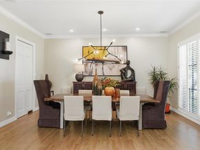 3528 N Versailles Avenue , Dallas Texas 75209