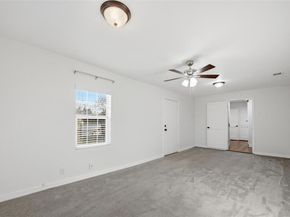 1654  Hansboro Avenue , Dallas Texas 75224
