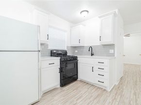 1654  Hansboro Avenue , Dallas Texas 75224