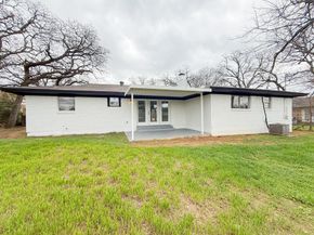 1412  Grantland Circle , Fort Worth Texas 76112