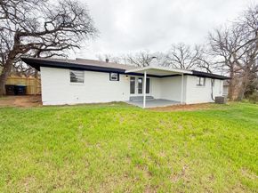 1412  Grantland Circle , Fort Worth Texas 76112